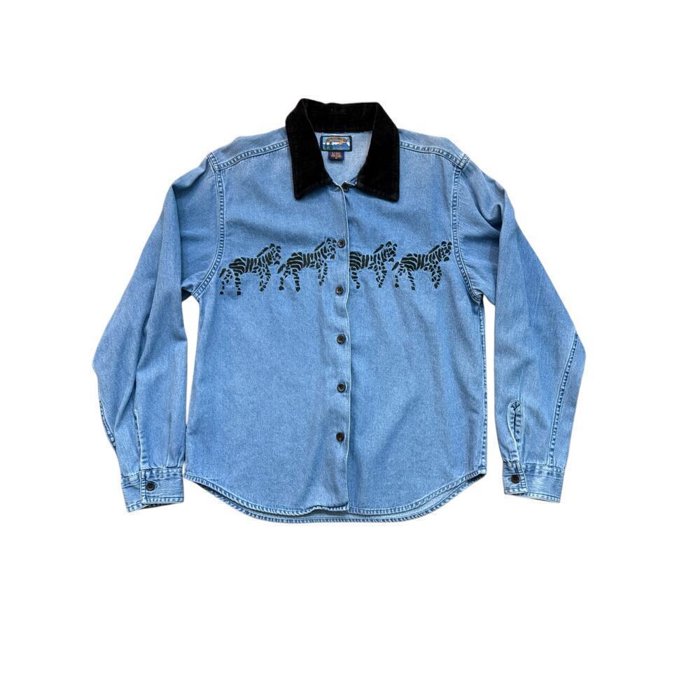 Shaver Lake Women's Blue Embroidered Long Sleeves Button Up Demin Shirt Size M